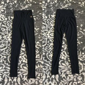 NWOT - Sinew Moon Chinacat Leggings - S Onyx